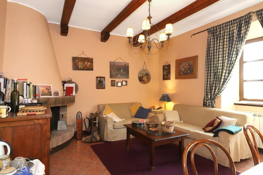 La Residenza Del Cardinale Villa Vaiano  Bagian luar foto